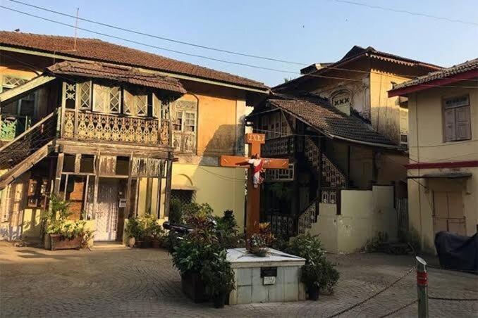 Hidden Gem With Pvt Terrace Bandra Apartament