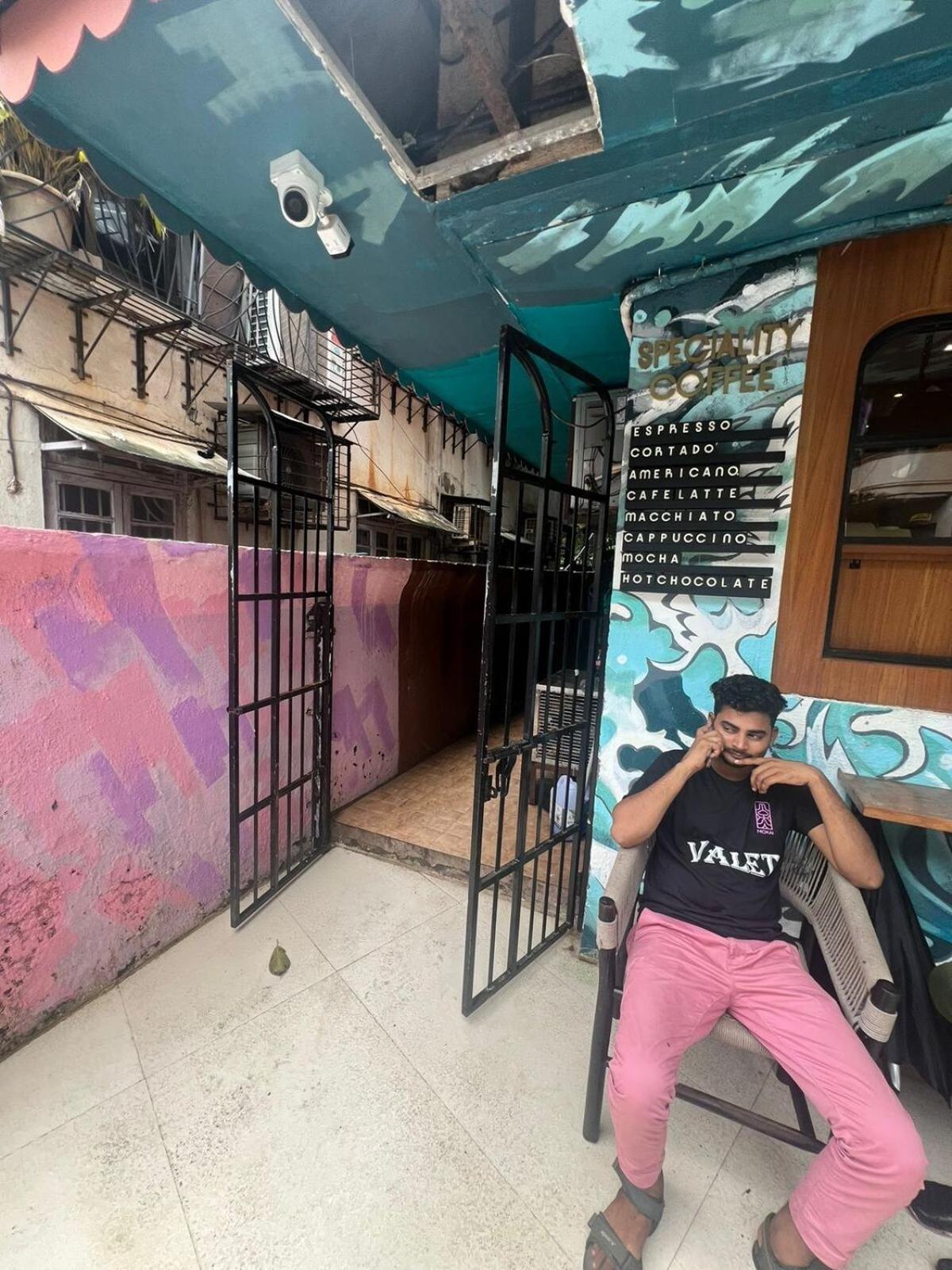 Hidden Gem With Pvt Terrace Bandra Apartament Bombaj