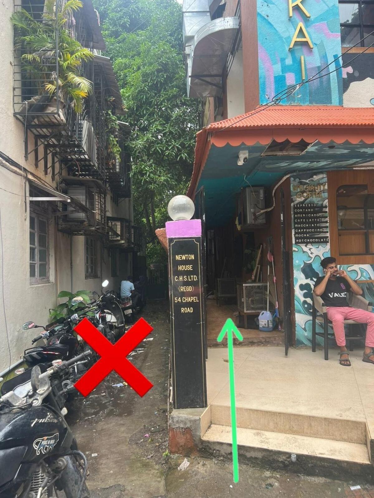 Hidden Gem With Pvt Terrace Bandra Apartament